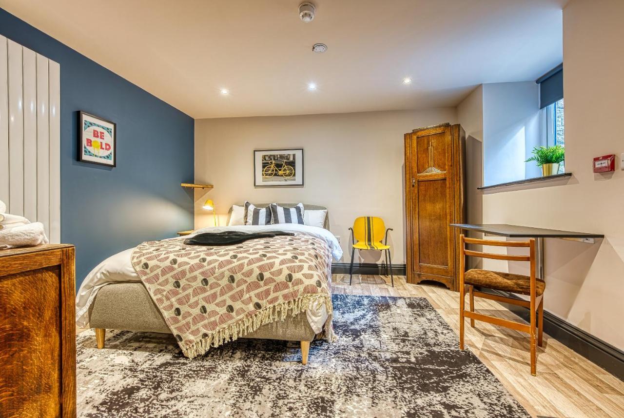 New! Unique Keighley Rooms - Perfect For Business Екстер'єр фото